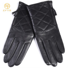 New style women winter check pattens black leather gloves with zipper